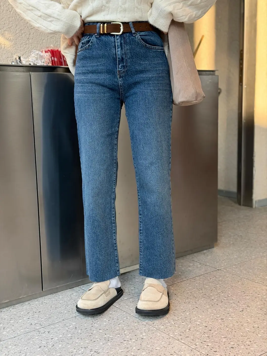 Premium Paçası Kesik Kemerli Jean 109-1 - Görsel 12