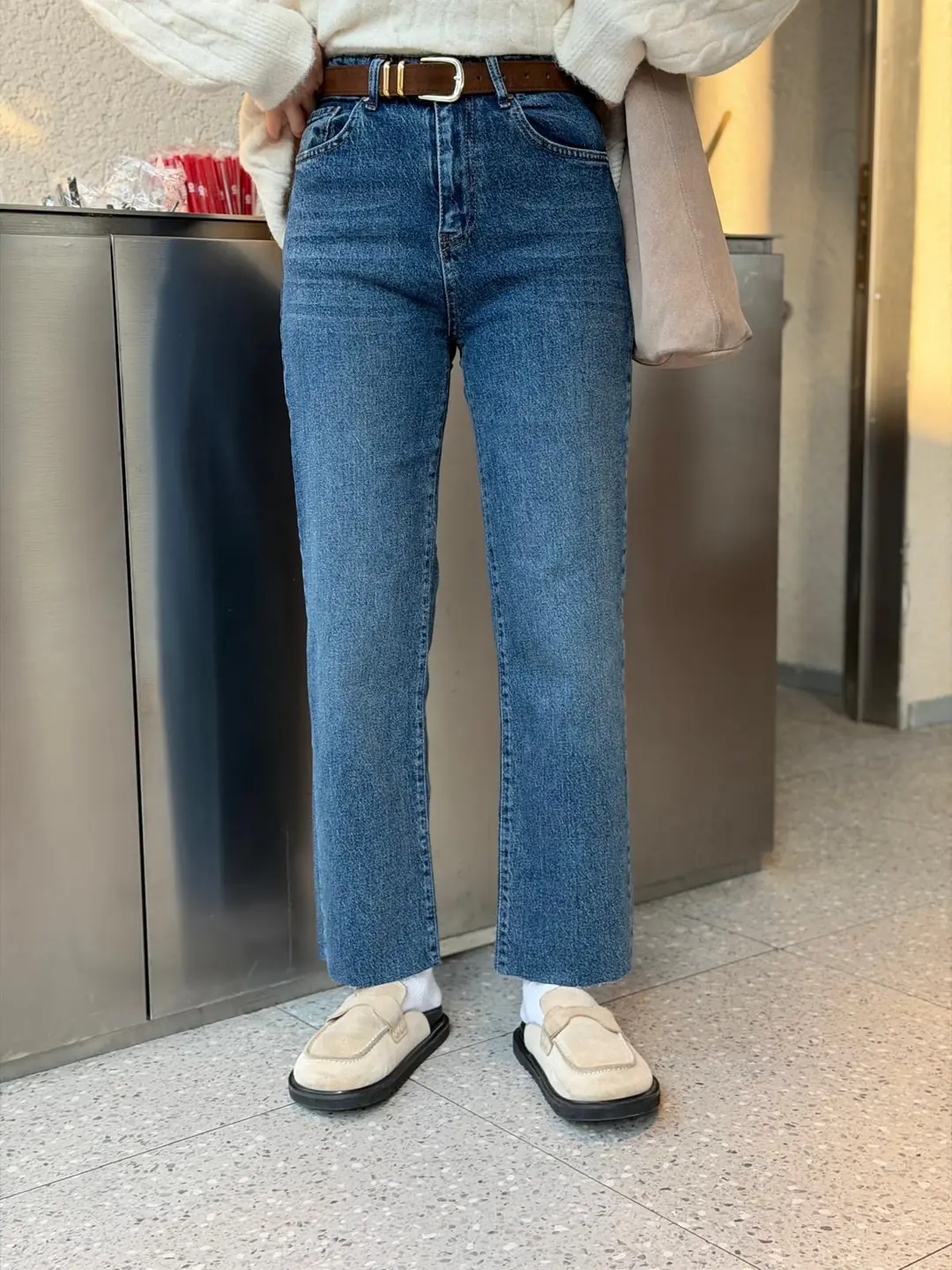 Premium Paçası Kesik Kemerli Jean 109-1 - Görsel 14