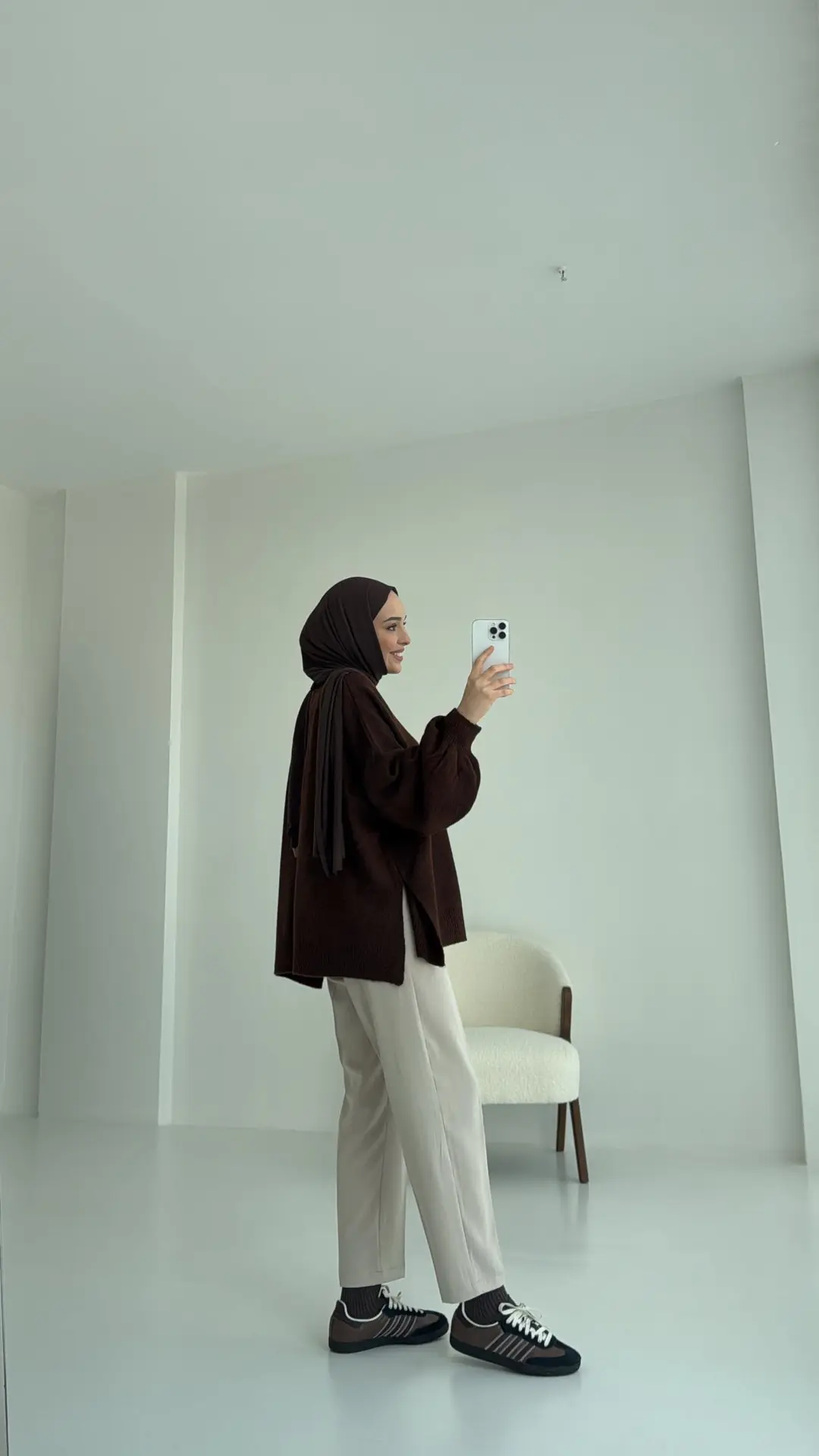 Yırtmaç Detay Balon Kol Triko Kahve - Görsel 2